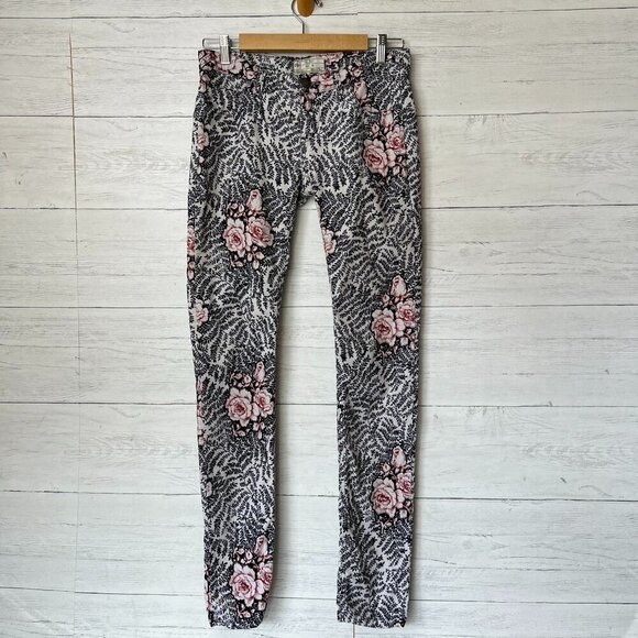 Free People Pants Womens Size 26 Burgundy & Black Roses & Vines Corduroy Cotton - Picture 1 of 16